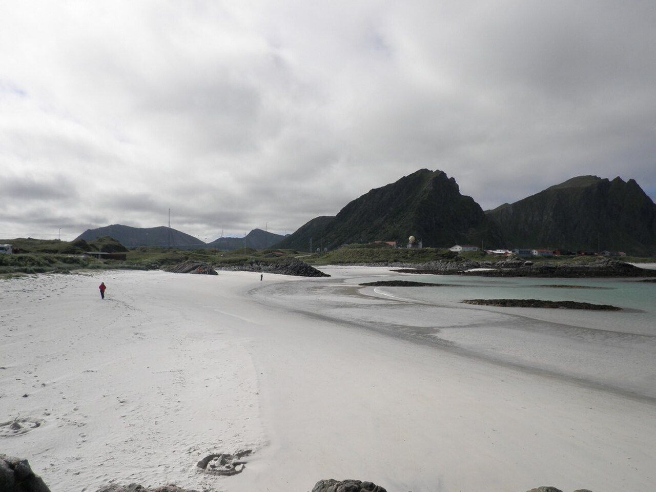 Naturlig bukt nær Andenes på nordspissen av Andøya i Nordland