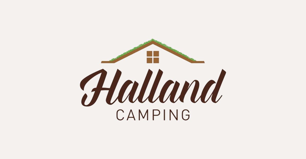 Halland Camping i Rennebu med hytter, gressplen for bobil og campingvogn og fjellutsikt mot Trollheimen