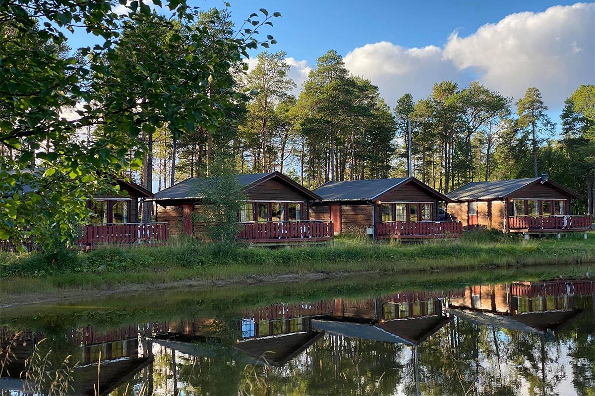 Notvann Camping i Hamarøy med elv, sjø og fjell i Nord-Salten