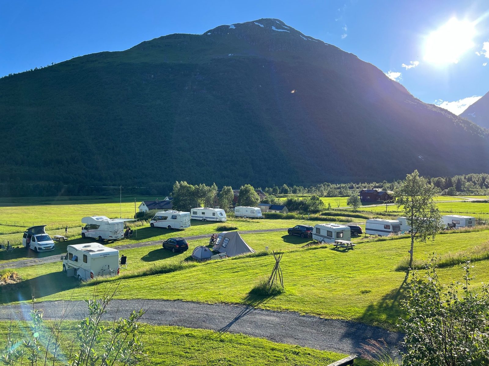 Uteplassen Sogndal – oversikt over området