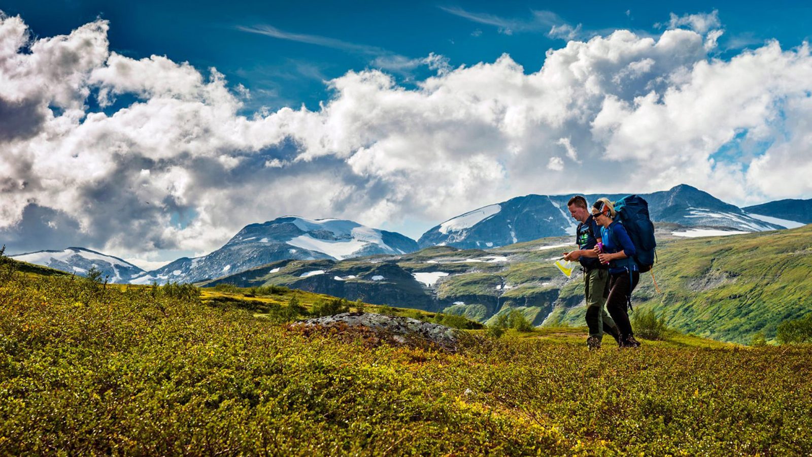 Kvigtinden og karrig høyfjellslandskap i Børgefjell nasjonalpark sett mot vest